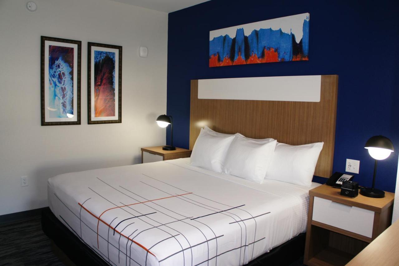 La Quinta Inn & Suites Katy-Mills By Wyndham Katy Extérieur photo