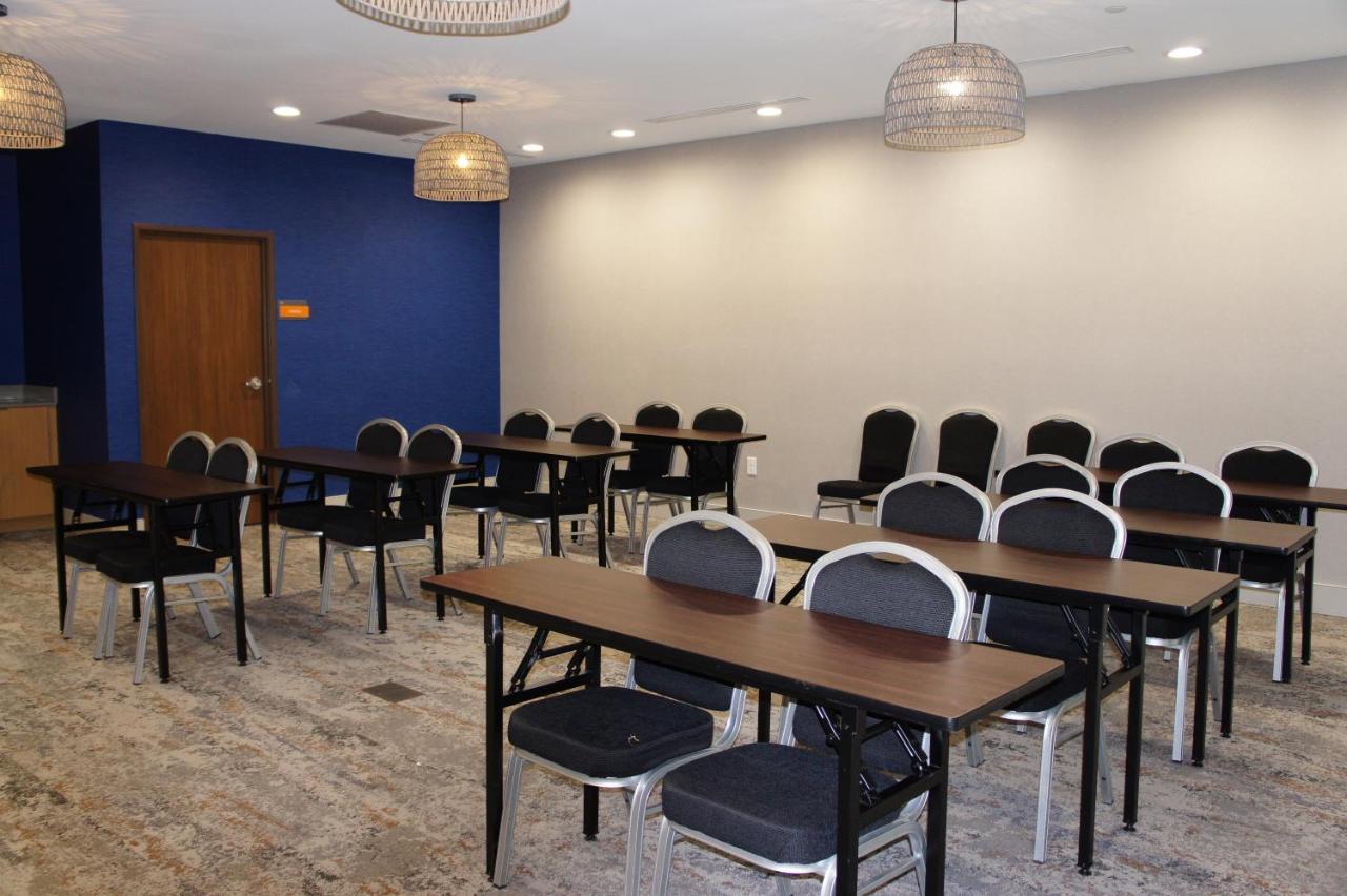 La Quinta Inn & Suites Katy-Mills By Wyndham Katy Extérieur photo